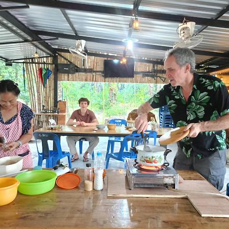 Green Garden Homestay Ban Khlong Wa Exterior photo